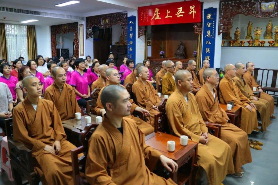 探索小蜗牛 | 浴室柜怎么安装比较好?浴室柜安装需要注意什么?蜗牛问答平台